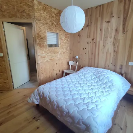 Konukevi Buis 3*